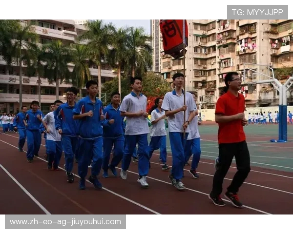 足球学校蓬勃发展祝福语大全激励学员成长成才共创辉煌未来